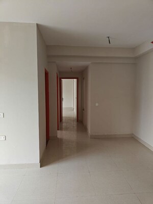 Room in 3.5 BHK Apartment at Tata Eureka Park, Sector 150 – for Rent