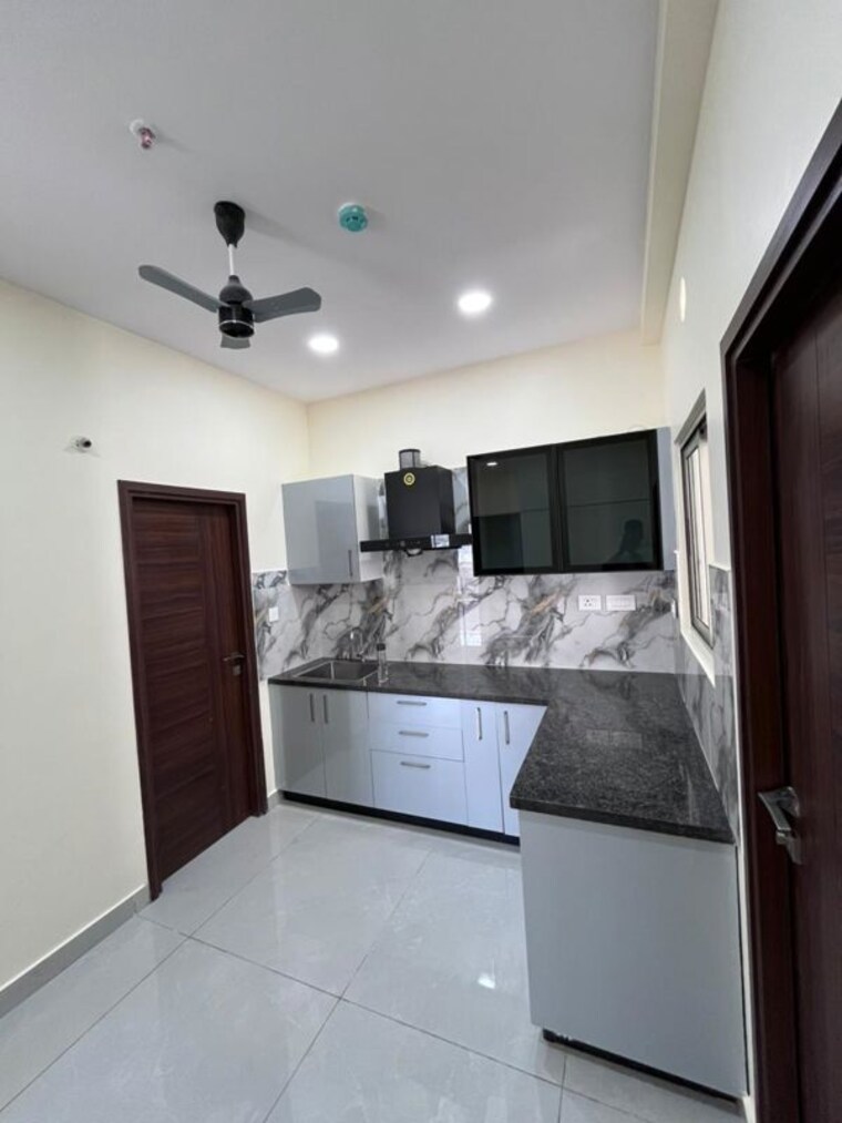 Kitchen, mantri-group-mantri-euphoria 4 Bedroom 3150 Sq.Ft. Villa In Narsingi Hyderabad 10457050