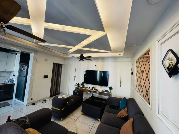 Team Area, paras-tierea-premium-floor 2.5 Bedroom 1195 Sq.Ft. Apartment In Sector 137 Noida 10457055