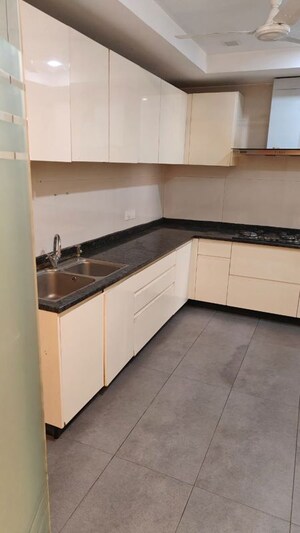 Kitchen in 3 BHK Builder Floor at Sarvapriya Vihar – for Sale