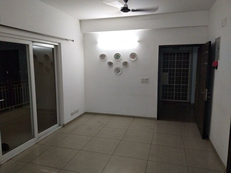 Room, gulshan-vivante 2.5 Bedroom 1220 Sq.Ft. Apartment In Sector 137 Noida 10457063