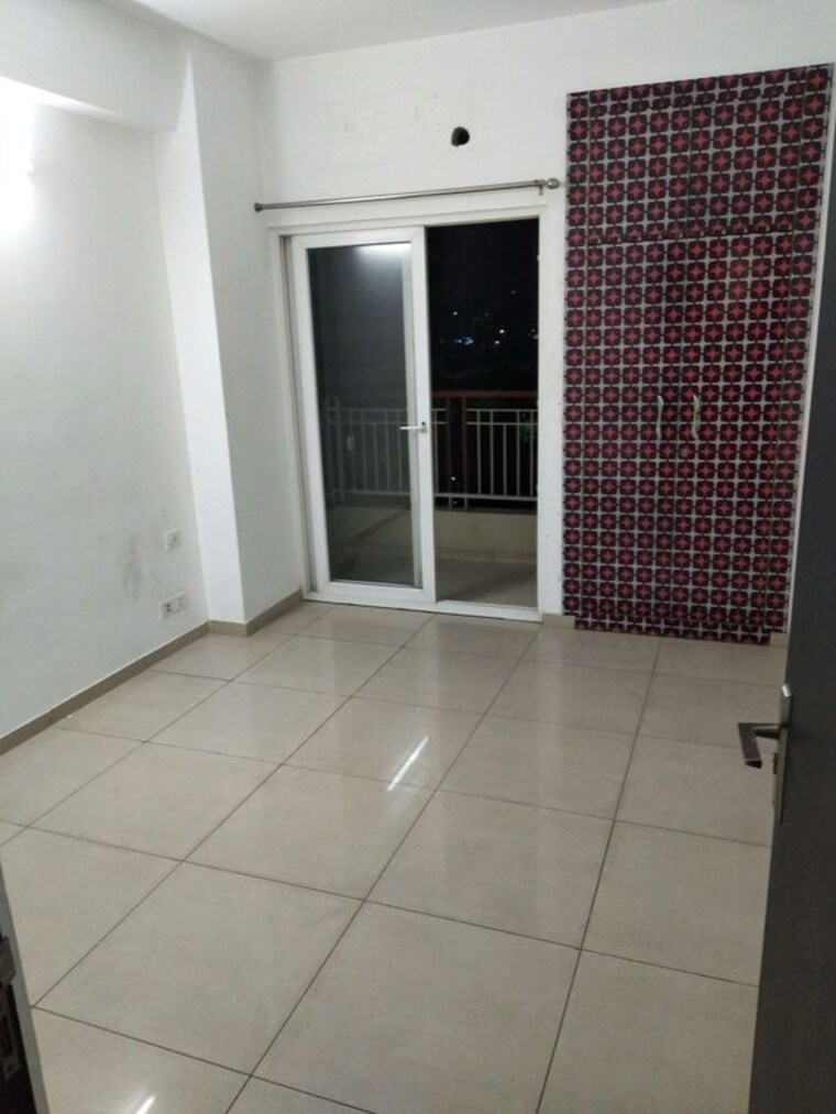 Bathroom, gulshan-vivante 2.5 Bedroom 1220 Sq.Ft. Apartment In Sector 137 Noida 10457063