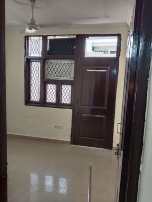 1 BHK Builder Floor For Rent in Lajpat Nagar 4
