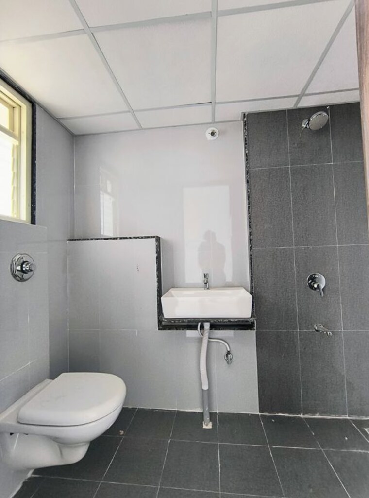 Bathroom, goel-ganga-altus 2 Bedroom 750 Sq.Ft. Apartment In Kharadi Pune 10457109
