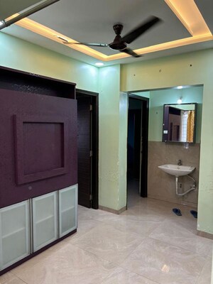 Room in 2 BHK Apartment at Venkatesh Graffiti, Keshav Nagar – for Rent