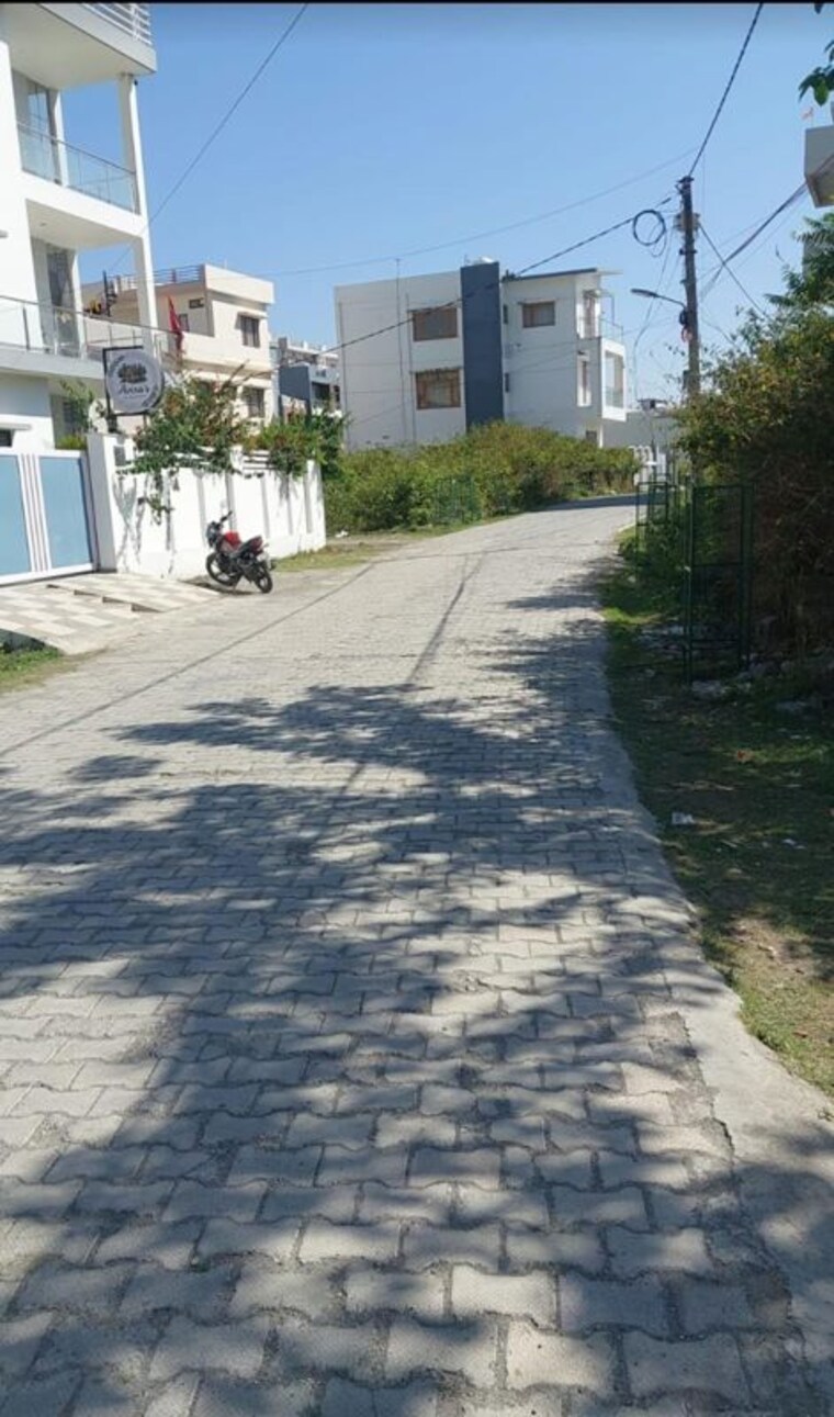 Exterior View, laxman chowk  104 Sq.Yd. Plot In Laxman Chowk Dehradun 10457076
