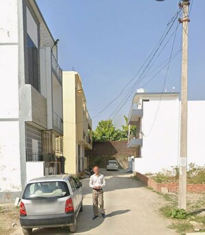  Plot – Exterior View View at Laxman Chowk - for Sale