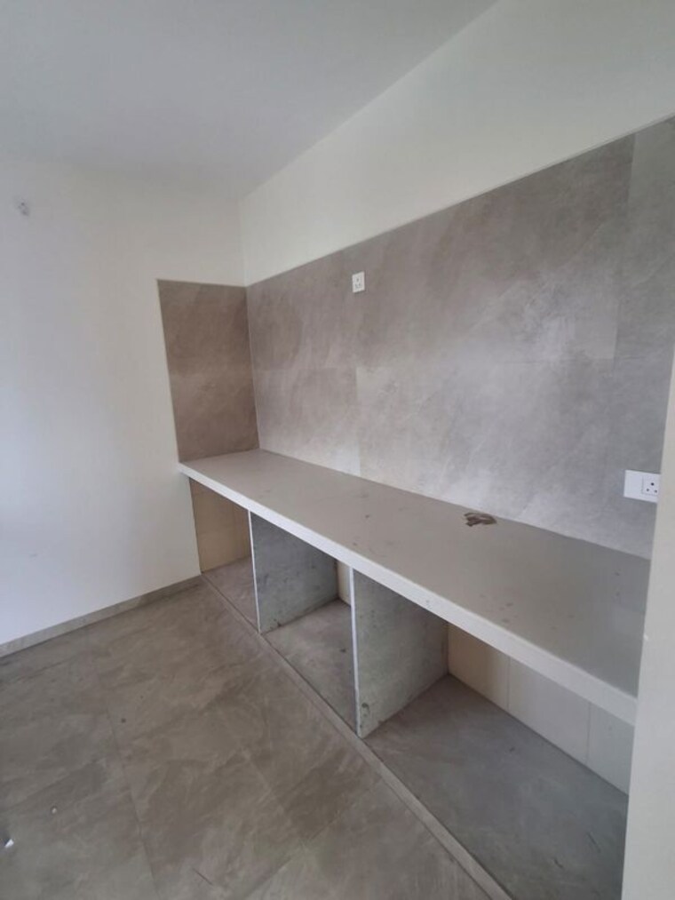 Kitchen, concrete-sai-swayam 2 Bedroom 1002 Sq.Ft. Apartment In Chembur Mumbai 10457197