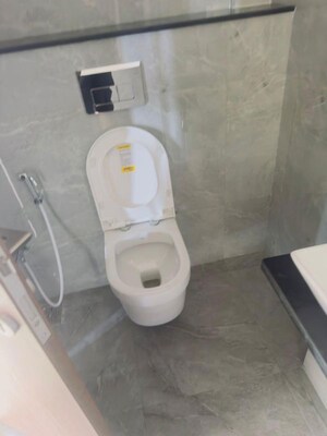 Bathroom in 2 BHK Apartment at Gurukripa Apartment, Chembur – for Rent
