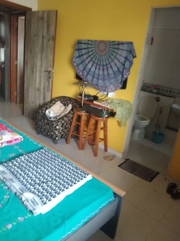 Bedroom, raheja-garden-estate 3 Bedroom 1200 Sq.Ft. Apartment In Midc Colony Thane 10457255