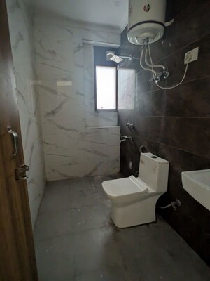 Bathroom in 1 BHK Builder Floor at Neb Sarai – for Rent
