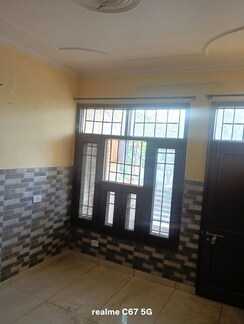 3 BHK Builder Floor For Rent in Sector 10