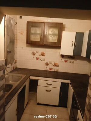 Kitchen in 3 BHK Builder Floor at Sector 10 – for Rent