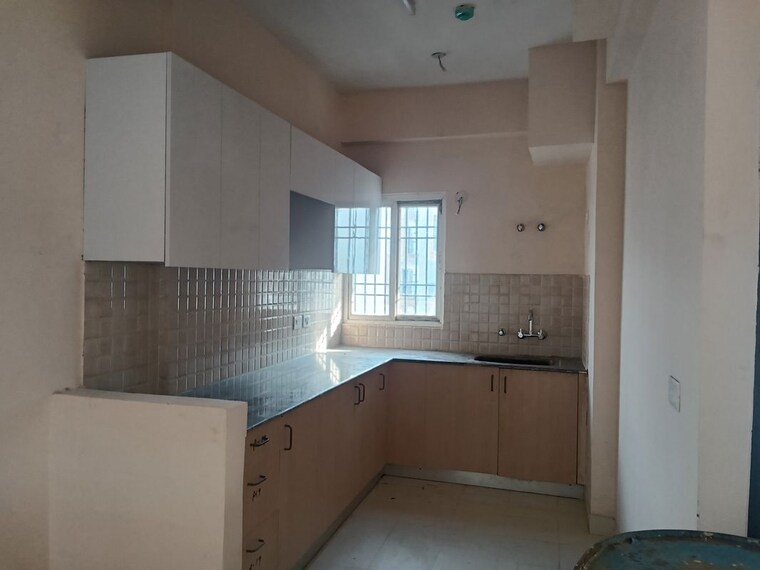 Kitchen, amrapali dream valley 2 Bedroom 1115 Sq.Ft. Apartment In Amrapali Dream Valley Greater Noida 10457257