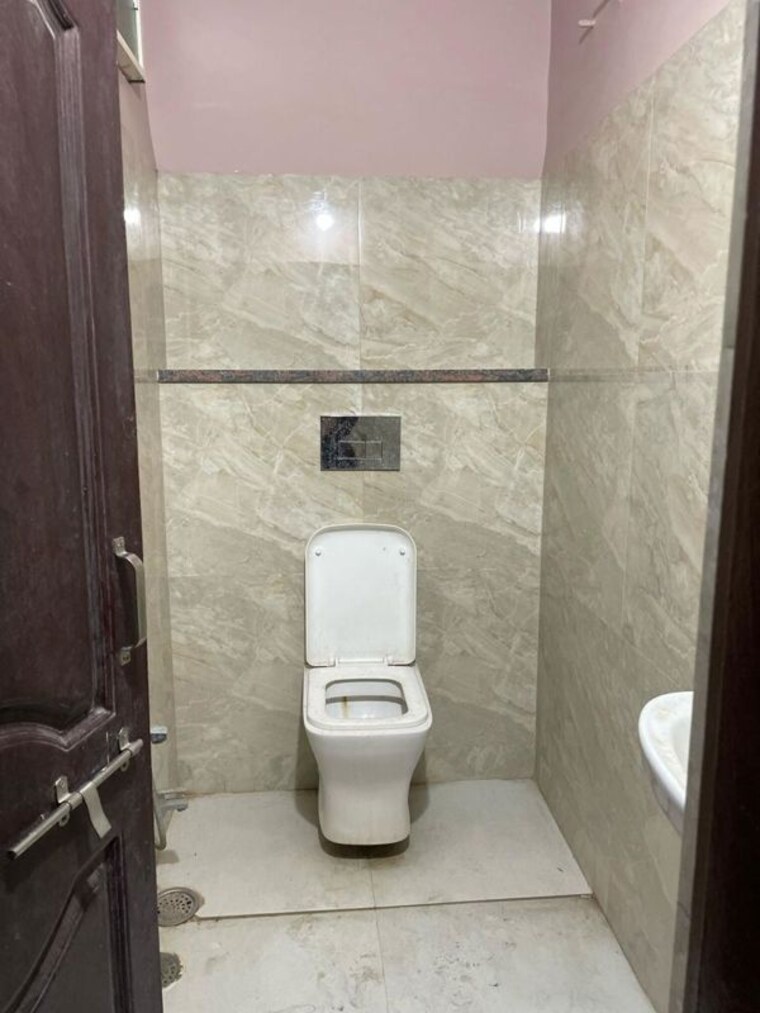 Bathroom, ishan-township-silver-hills 2 Bedroom 1500 Sq.Ft. Apartment In Shiv Nagar Indore 10457244