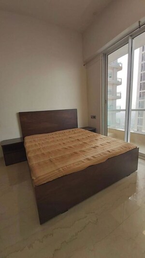 Bedroom in 2 BHK Apartment at Omkar Alta Monte, Malad East – for Rent