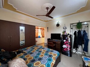 Bedroom in Studio Builder Floor at Sarita Vihar – for Rent