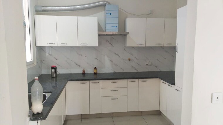 Kitchen, highland-park-chandigarh 2 Bedroom 1100 Sq.Ft. Apartment In Bhabat Zirakpur 10457341