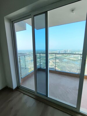 Room in 4 BHK Apartment at Godrej Meridien, Sector 106 – for Rent