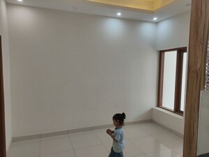 Room in 3 BHK Villa at Rajpur – for Rent
