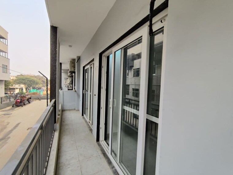 Balcony, green fields colony 3 Bedroom 1805 Sq.Ft. Builder Floor In Green Fields Colony Faridabad 10457389