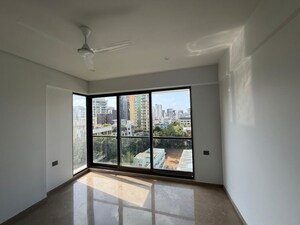 Room in 3 BHK Apartment at Manohar Apartment, Bandra West – for Sale