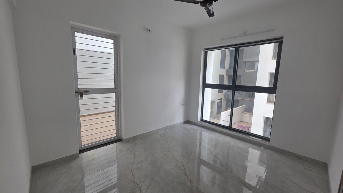 3 BHK 1365 Sq.Ft. Apartment in Majestique Signature Towers