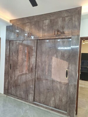 Furnished Amenities in 3 BHK Builder Floor at Vipul World Floors, Sector 48 – for Rent