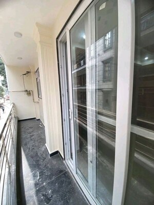 Balcony in 1 BHK Apartment at Chattarpur – for Rent