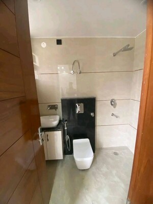 Bathroom in 1 BHK Apartment at Chattarpur – for Rent