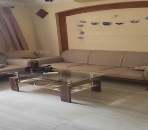 2 BHK Apartment For Rent in Dadar East