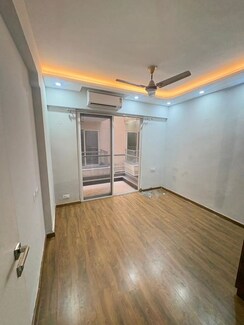 3 BHK + Study Room Apartment For Rent in Signature Global The Millennia