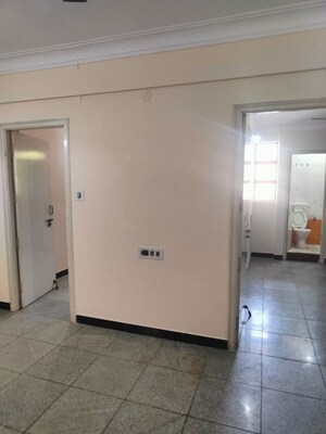 Room in 2 BHK Builder Floor at Koramangala – for Rent