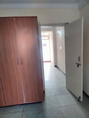 Room in 2 BHK Builder Floor at Koramangala – for Rent