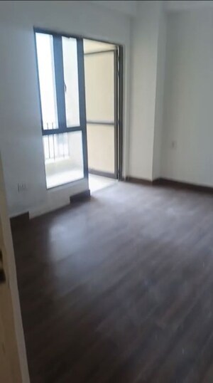 Room in 2.5 BHK Apartment at SG Impressions 58, Raj Nagar Extension – for Sale