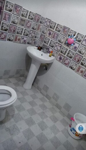 Bathroom in 3 BHK Independent House at Mussoorie Road – for Rent