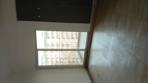 Room in 3 BHK Apartment at Eta Ii Greater Noida – for Sale