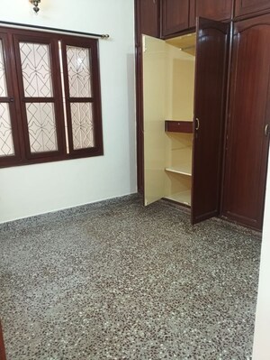 Room in 1 BHK Builder Floor at Koramangala – for Rent