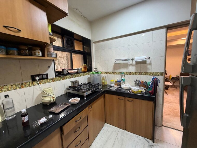 Kitchen, ellora-shopping-centre 3 Bedroom 1020 Sq.Ft. Apartment In Khar West Mumbai 10457545