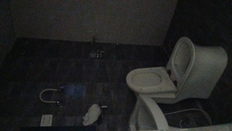 Bathroom, migsun-twiinz 2 Bedroom 1075 Sq.Ft. Apartment In Eta Ii Greater Noida Greater Noida 10457569