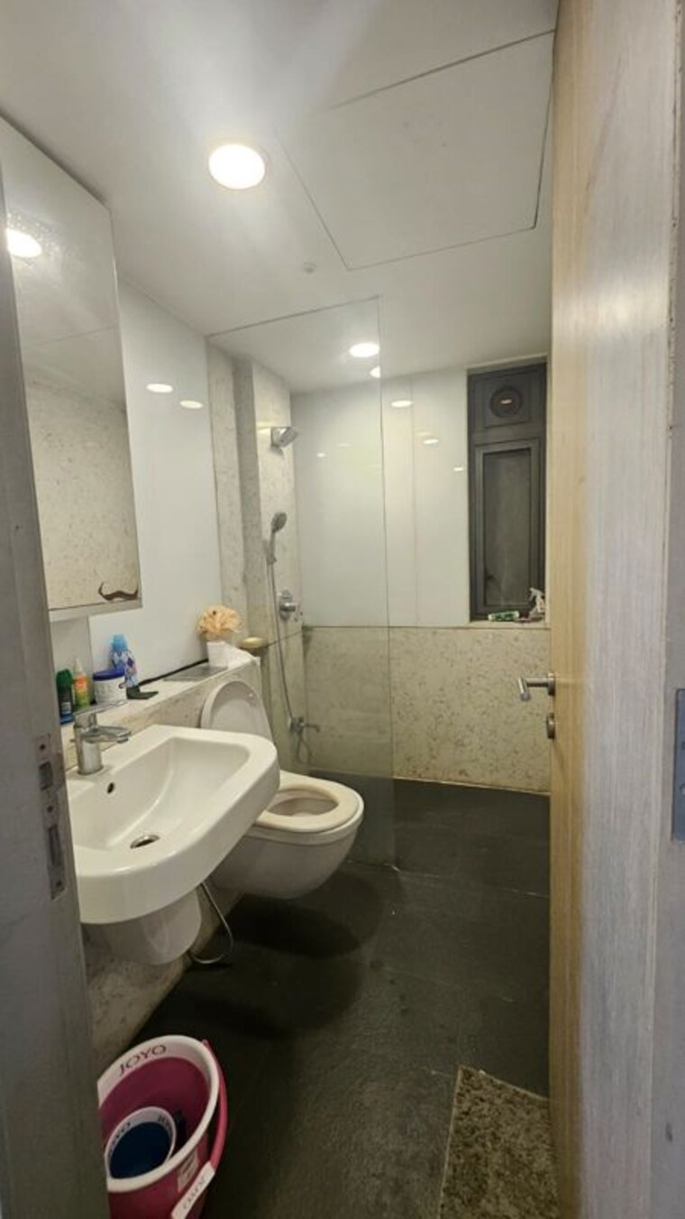 Bathroom, new-cuffe-parade 2.5 Bedroom 1600 Sq.Ft. Apartment In Wadala Mumbai 10457262