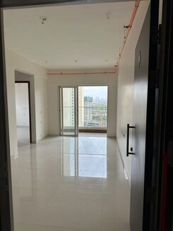 2 BHK Apartment For Rent in Kalpataru Vivant