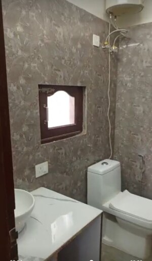 Bathroom in 2 BHK Villa at Dlf Phase I – for Rent