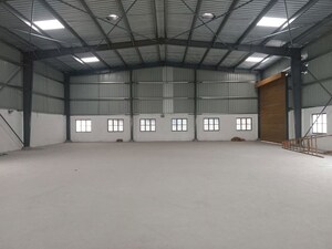 Parking in  Warehouse at Annur – for Rent