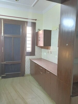 Kitchen in 3 BHK Builder Floor at Sector 17 – for Rent
