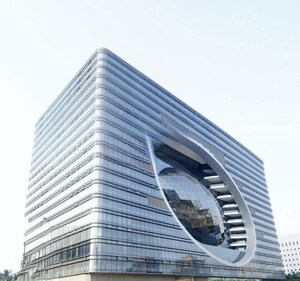  Office Space – Exterior View View at Wadhwa The Capital, Bandra East - for Sale