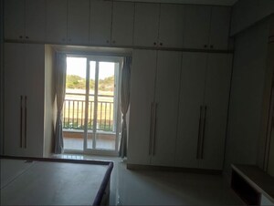 Room in 3 BHK Apartment at Narsingi – for Rent