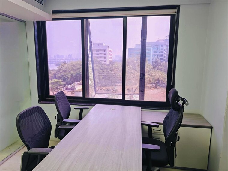 Bedroom, bandra kurla complex Commercial Office Space 2340 Sq.Ft. In Bandra Kurla Complex Mumbai 10457673
