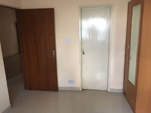 Room in 2 BHK Apartment at Kammanahalli – for Rent
