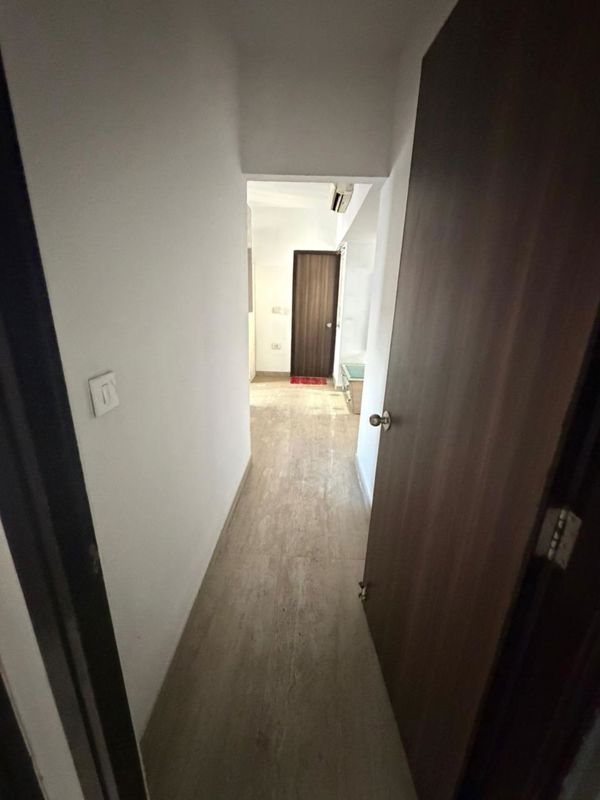 2 BHK + Pooja Room,Servant Room,Study Room 670 Sq.Ft. Apartment in Lodha Amara